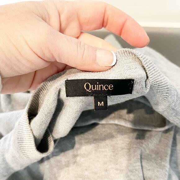 Quince Lightweight Cotton Cashmere V Neck Sweater Heather Gray Medium - Picture 2 of 6